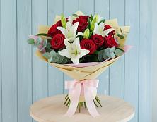 Букет цветов из:  Лилии и Розы в Успенское