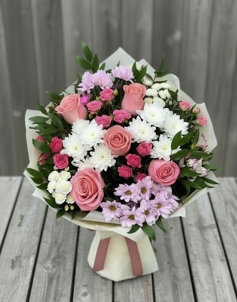 Букет цветов из: Альстромерии, Гвоздики, Розы и Хризантемы в Успенское