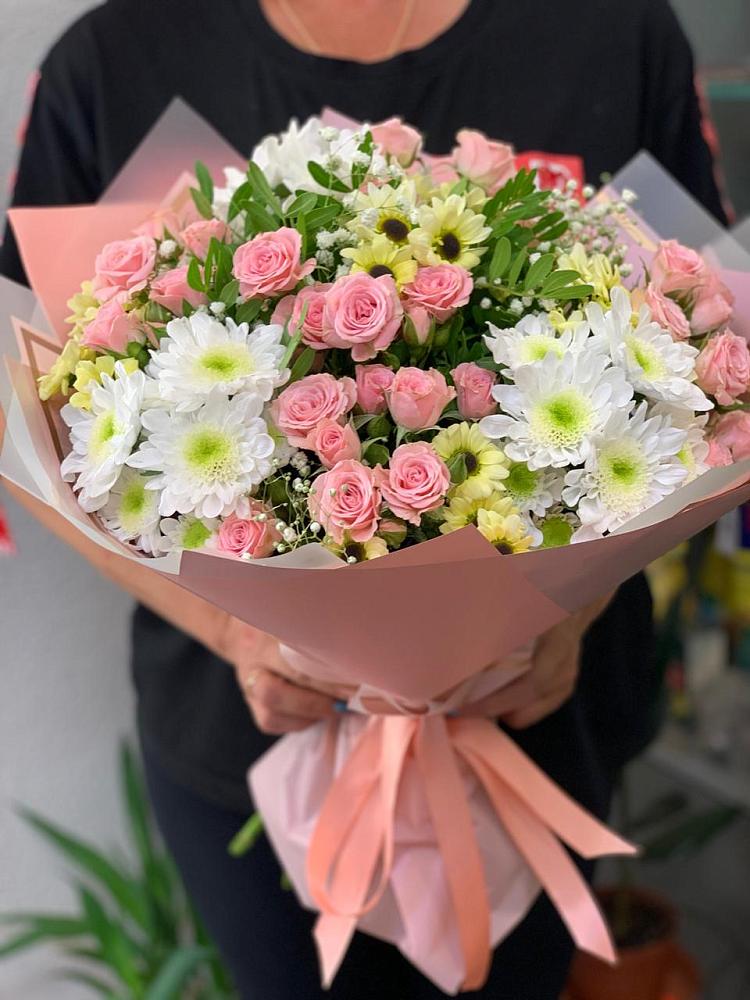 Букет цветов из: Розы и Хризантемы в Успенское