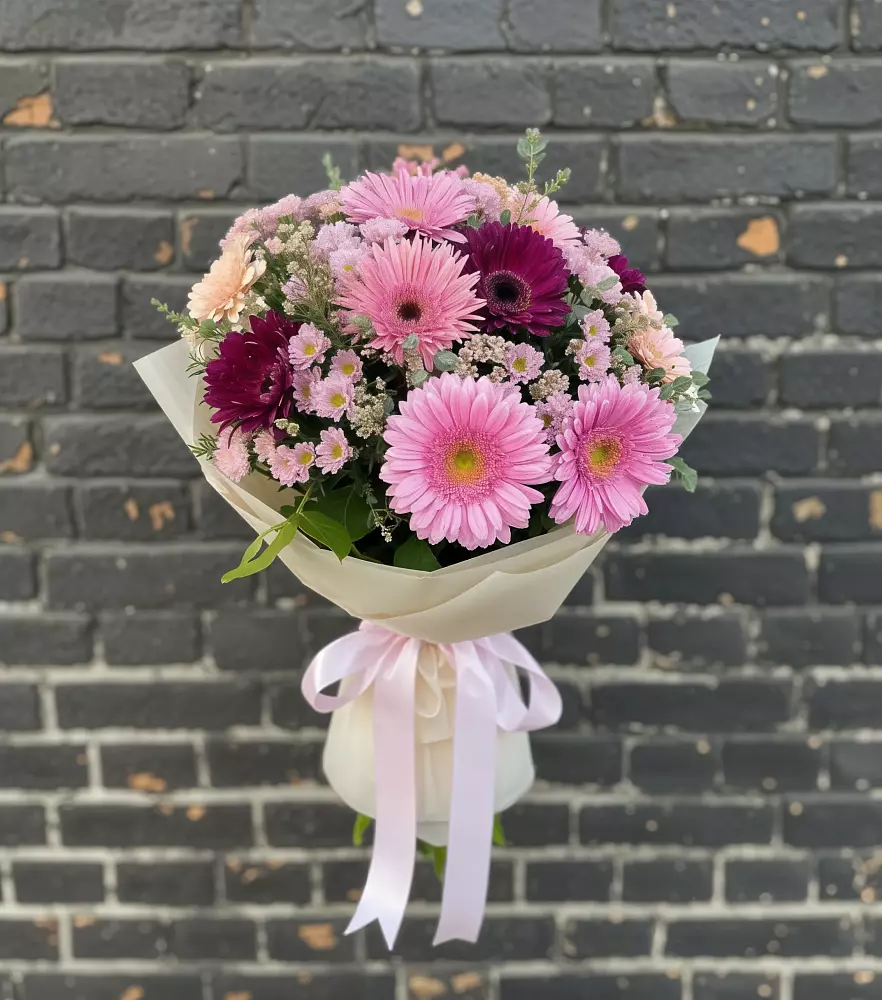 Букет цветов из: Герберы и Хризантемы в Успенское