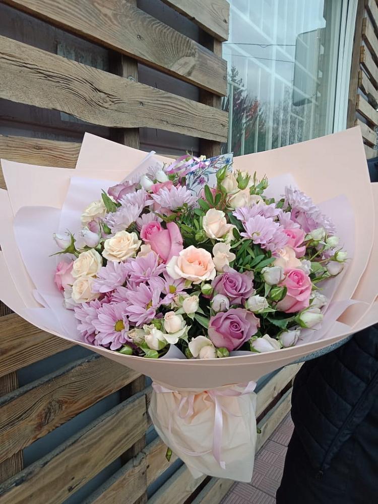 Букет цветов из: Розы и Хризантемы в Успенское