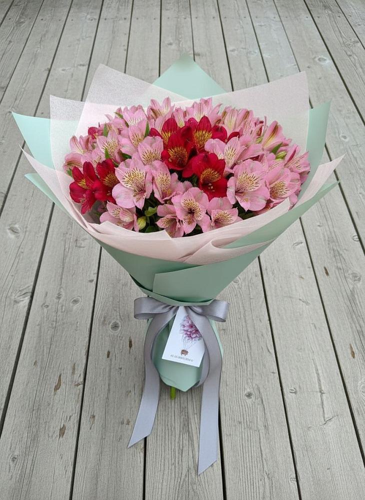 Букет цветов из: Альстромерии в Успенское