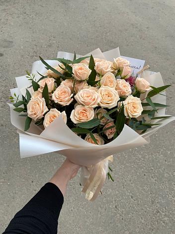 Букет Кремовые розы Латте в Успенское