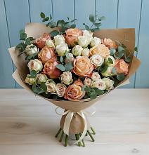 Букет цветов из:  Альстромерии и Розы в Успенское