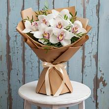 Букет цветов из:  Орхидеи и Розы в Успенское